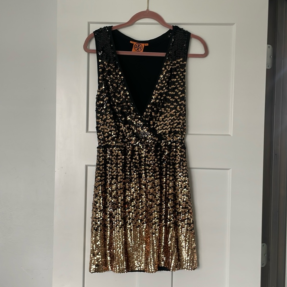 Tory Burch XS Black & Gold Sequin Dress
